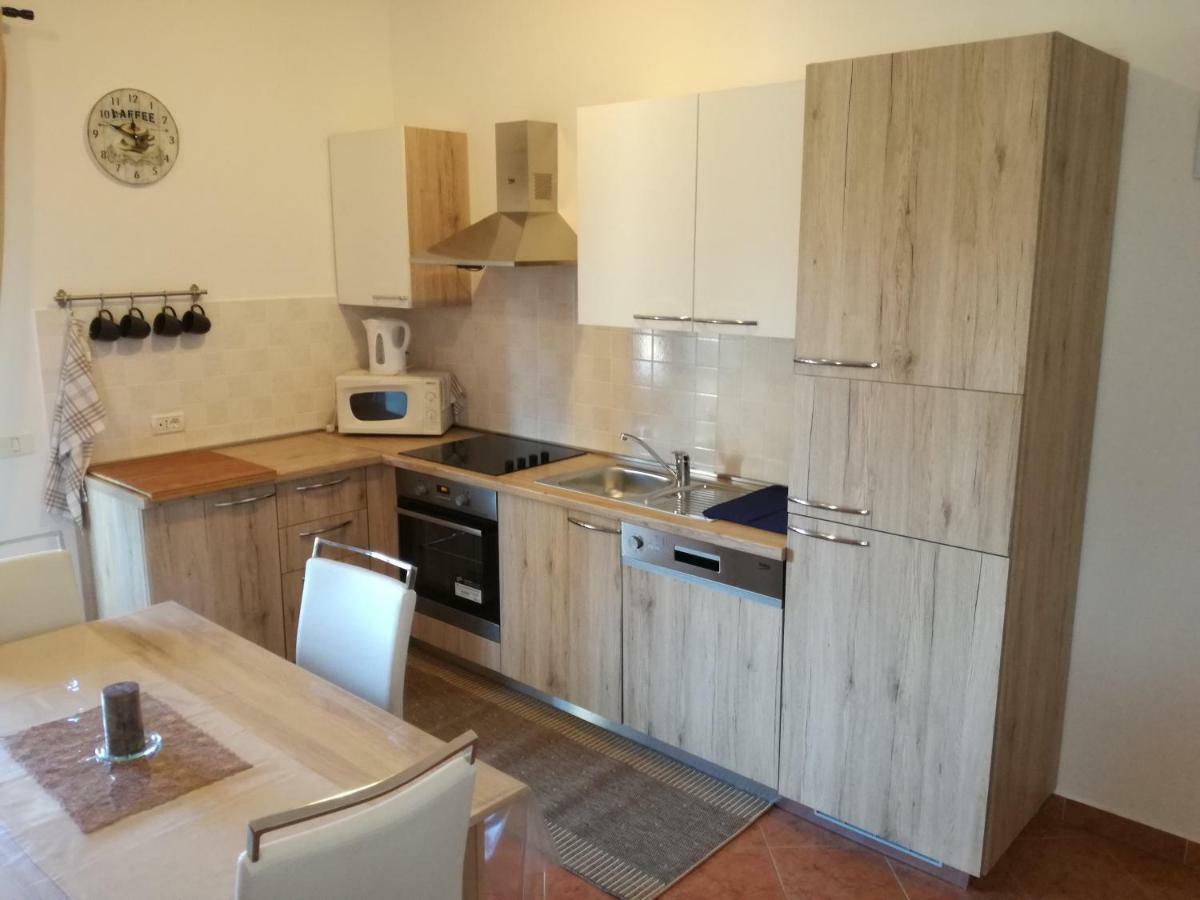 Apartment Vesna Veleniki エクステリア 写真