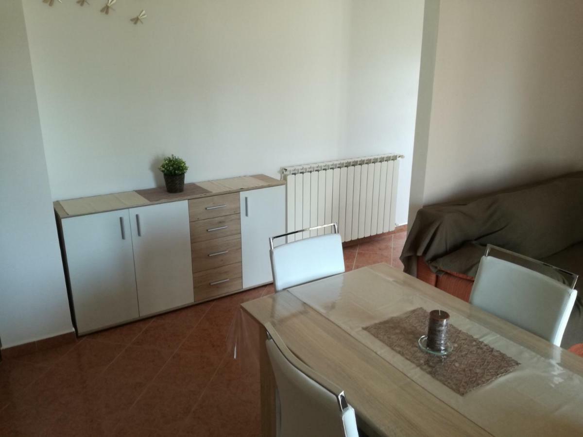 Apartment Vesna Veleniki エクステリア 写真